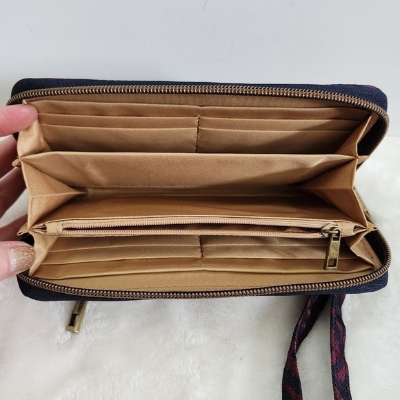 Travelon Navy Blue Burgandy Maroon Red RFID Wristlet Wallet NWT - Picture 12 of 16